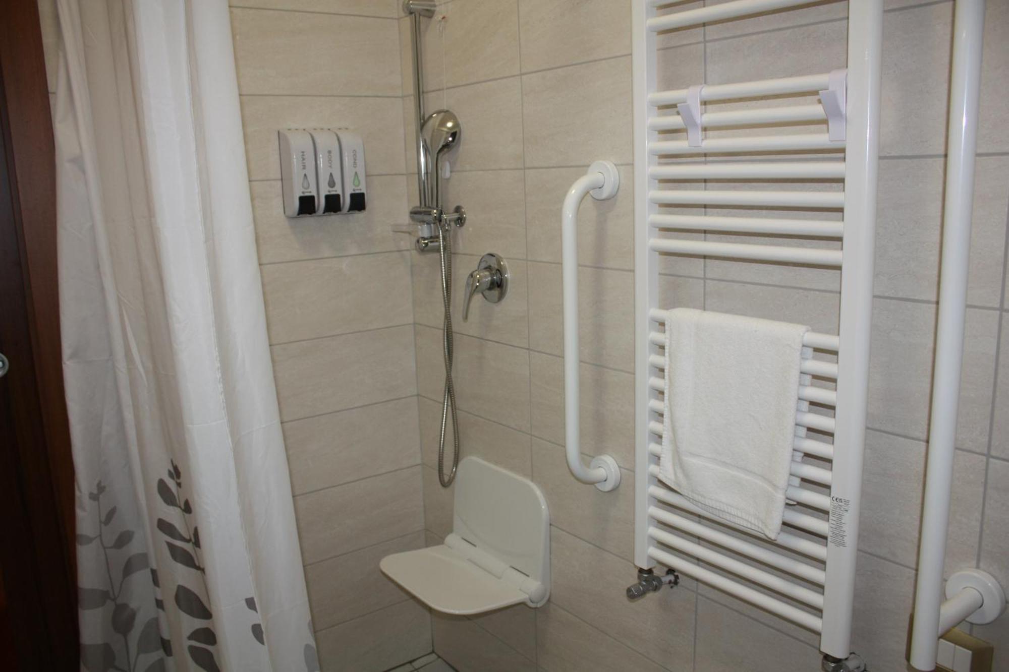 Sigis Hotel פיומיצ'ינו מראה חיצוני תמונה